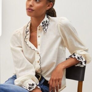 Embroidered Scallop-Trim  ivory Anthropologie button up 100% cotton